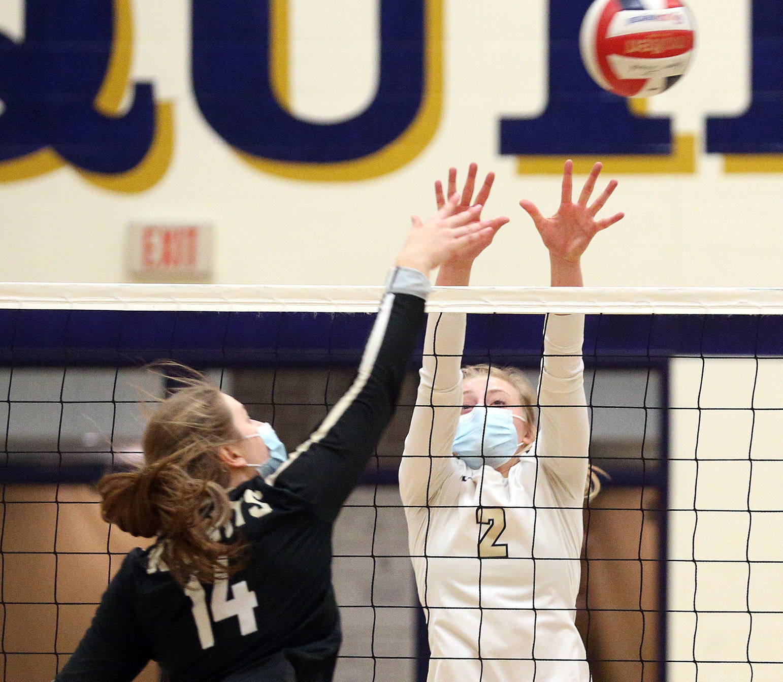 October 8: Onalaska Luther vs Aquinas